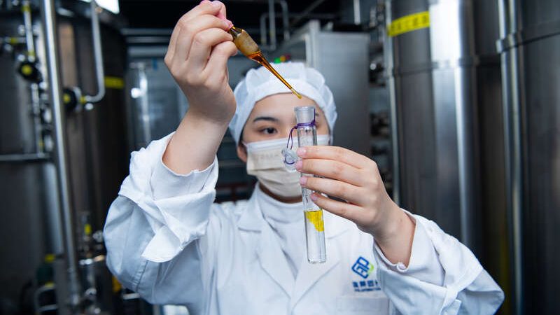 GMP认证生产设备应具备以下特点：